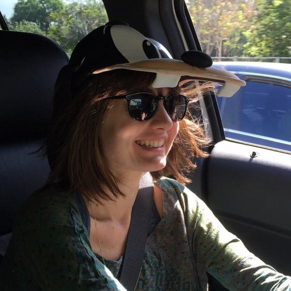 Meet your Posher, Nadine - Picture 1 of 1